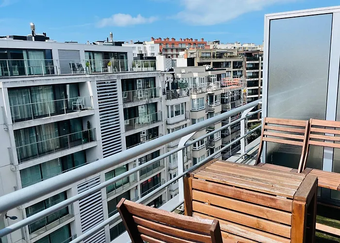 Appart Familial, Lumineux Avec Parking & Terrasse